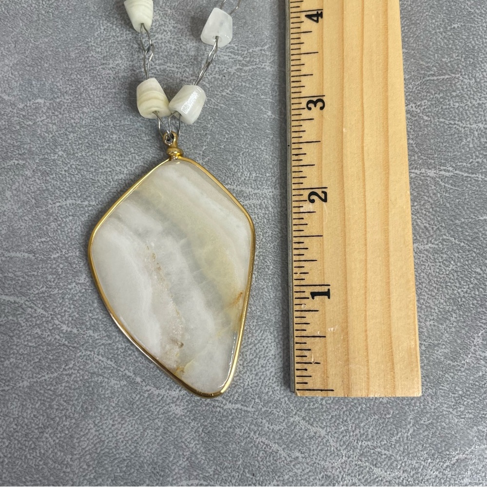 Vintage 70s White Onyx Aztec Pendant Necklace - Picture 7 of 7